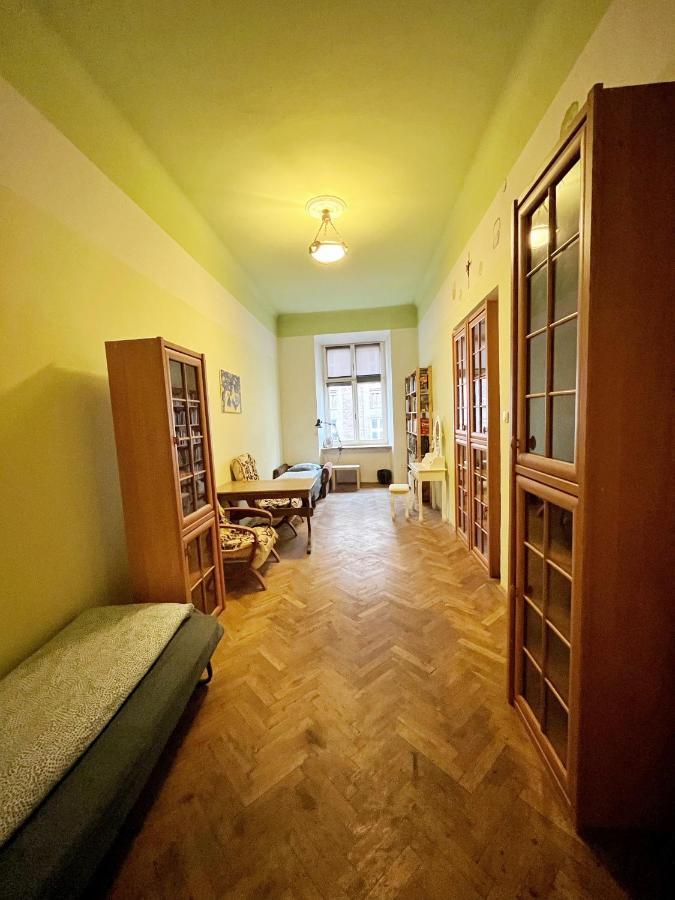 Old Town Rooms Wielopole Cracovie Extérieur photo