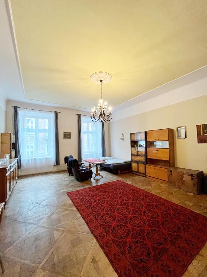 Old Town Rooms Wielopole Cracovie Extérieur photo