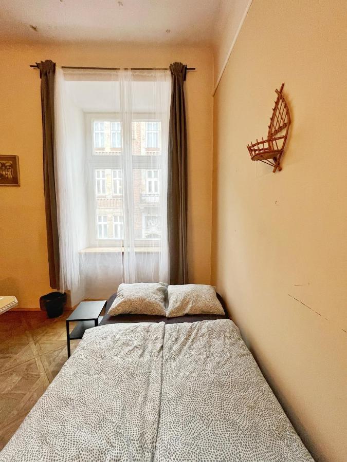 Old Town Rooms Wielopole Cracovie Extérieur photo